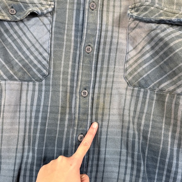 Grey shirt - Picture 7 of 14